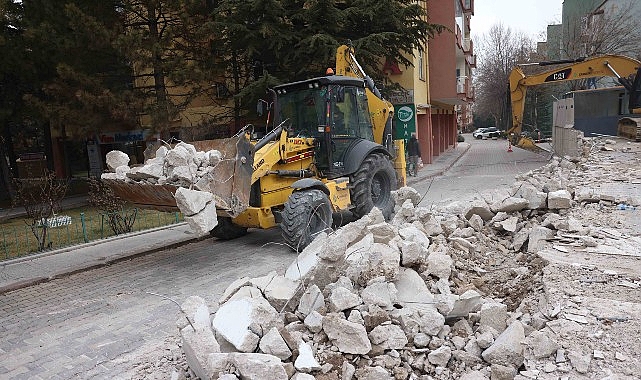 Çankaya Belediyesi’nden İmar Planına Aykırı Yapılara Müdahale