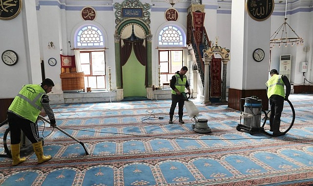 Burhaniye Belediyesi Ramazan Ayı’nda Dayanışmayı Büyütüyor