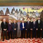 Kırgızistan Ankara Büyükelçisi Kazakbayev, Belediye Başkanı Arı’yı Ziyaret Etti