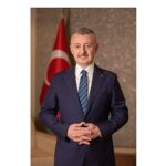 Başkan Büyükakın üniversite adaylarına başarılar diledi