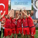 Bornova’da dostluk kazandı