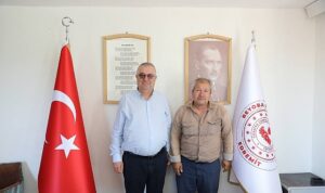 Başkan Ertaş muhtarları tek tek ziyaret etti