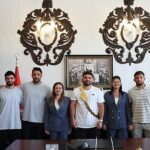 Başkan Vekili Özdemir ve Başpehlivan Erkan Taş Edirne Belediyesi’ni ziyaret etti