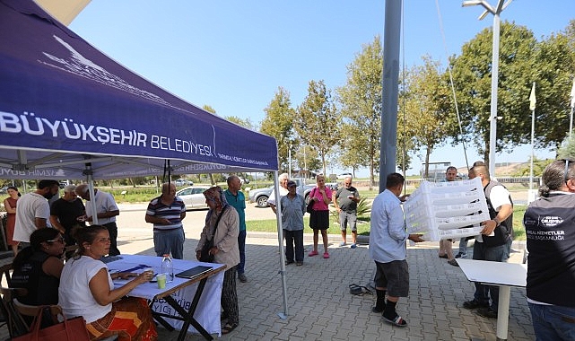 İzmir Büyükşehir Belediyesi’nden Efes Selçuklu İncir Üreticisine Destek
