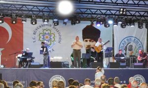 Milas Belediyesi Popüler Müzik Orkestrası ‘Mylasa Band’ Ören’de Unutulmaz Bir Konser Verdi
