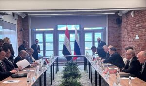 Rosatom Genel Müdürü Aleksey Likhachev ile Mısır Elektrik ve Yenilenebilir Enerji Bakanı Mahmud Esmat, El-Dabaa NGS’nin İnşasındaki Son Durumu Görüştü