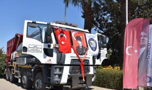 Salihli’mizin yollarını daha güzel, güvenli ve konforlu hale getirmek için Manisa Büyükşehir Belediyemizle el ele çalışmaya devam ediyoruz.