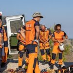 Sarp yamaçlardan 2 ton atık toplandı