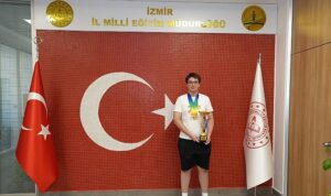Singapur’dan İzmir’e Dünya İkinciliği Gururu