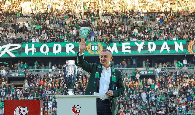 Büyükakın’dan çifte kutlama