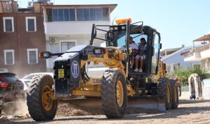 Didim Belediyesi’nden Efeler Mahallesi’nde Yol Çalışması