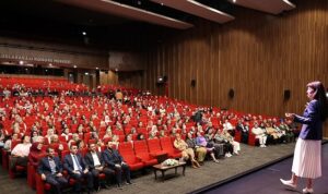 Kangal, okula uyumun şifrelerini verdi