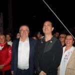 Edremit’te Cumhuriyet Bayramı coşkusu yağmura rağmen dinmedi